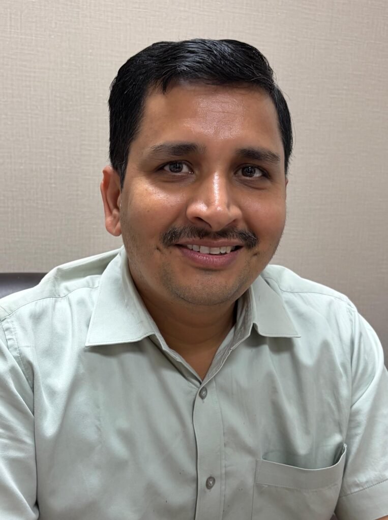 Mr. Anil Tiwari — Zoology faculty at ALEX Career Institute